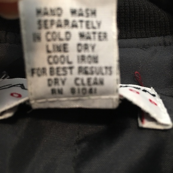 Carol Horn Workshop - 100% Silk Jacket - Picture 5 of 5